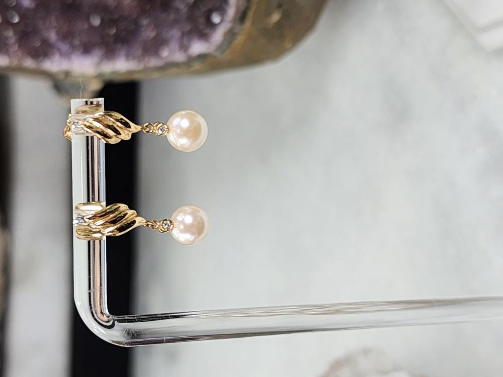Authentic Mikimoto 14k Gold Vintage Pearl Earrings